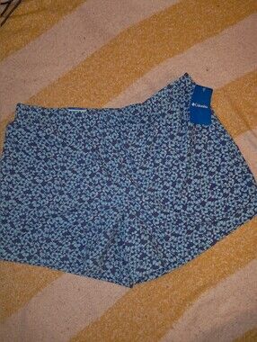 NWT Columbia Brand Women's Size Xl Sandy River ll Printed Short